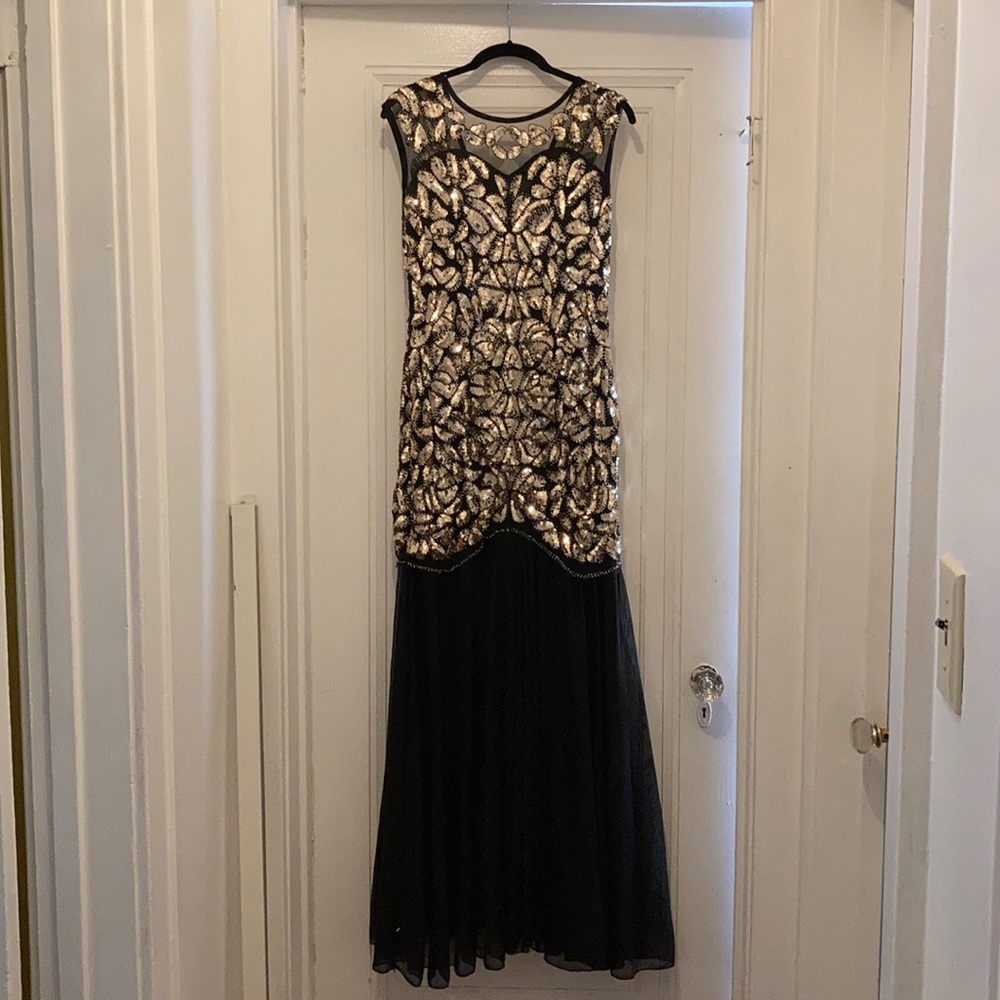 Great Gatsby themed dress black and gold